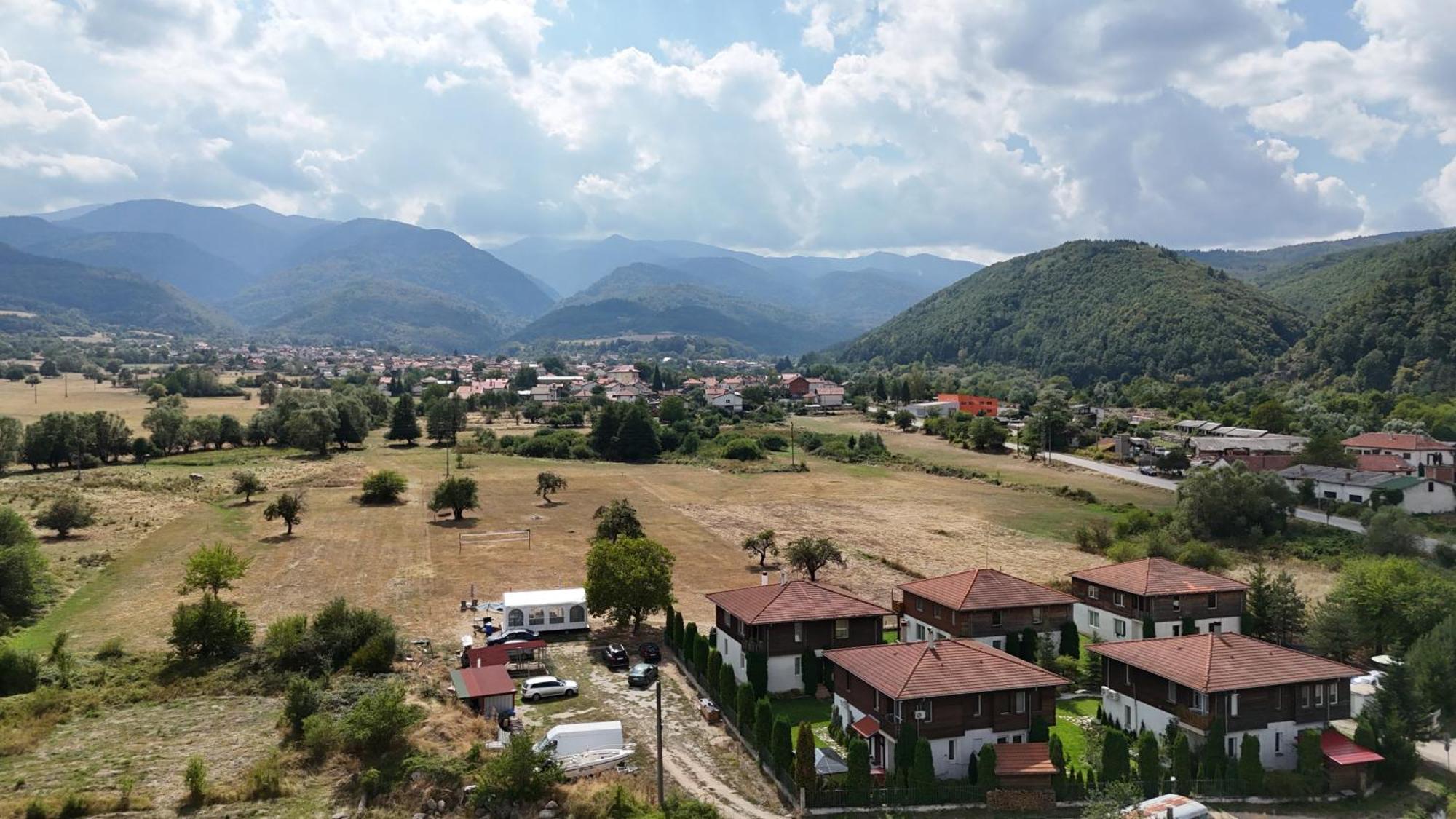 Апартамент Бела / Apartment Bela Raduil Bagian luar foto